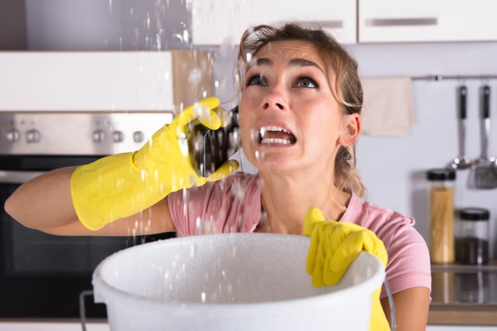 Fuite d&#039;eau plafond